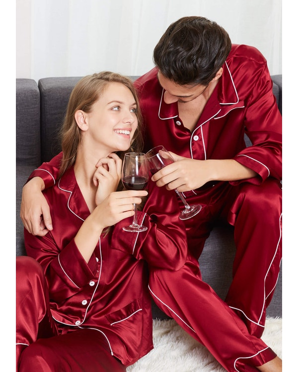 22 Momme Chic Trimmed Silk Couple Pajamas Sets